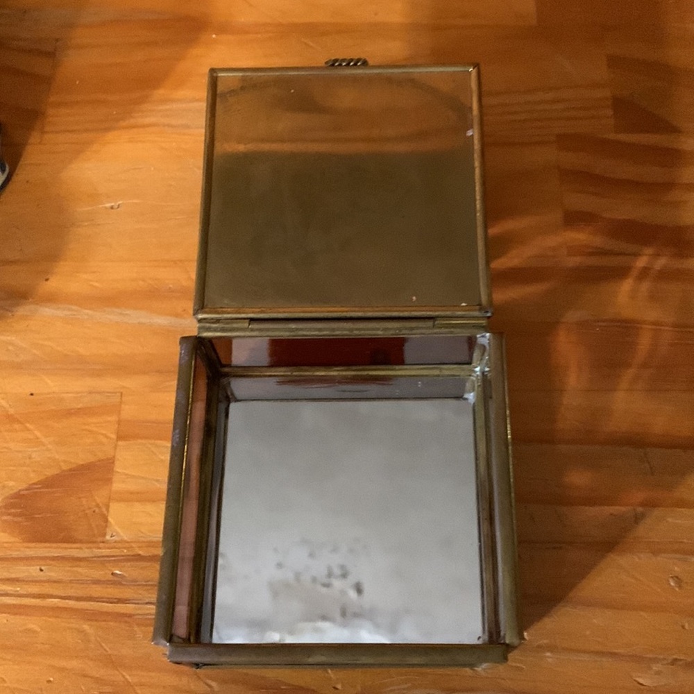 Trinket box - Picture 2 of 3